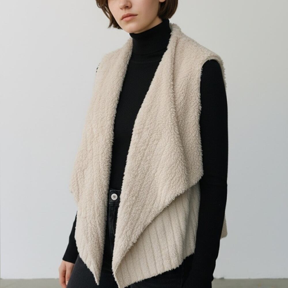 Brynn Fleece Open Front Sweater Vest Cream